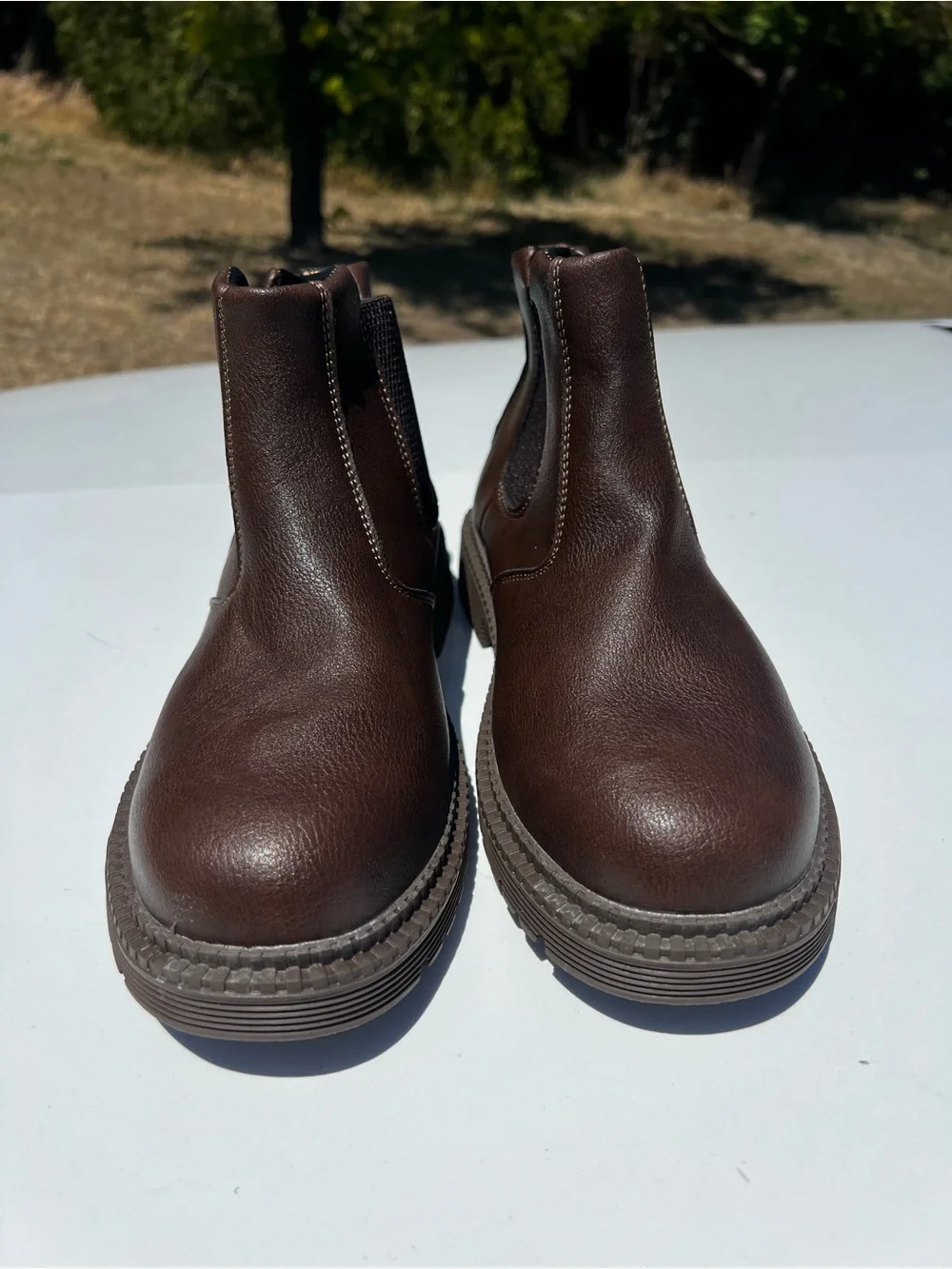 Men's Dark Brown Chukka Boot with Elastic Side Panels size 41